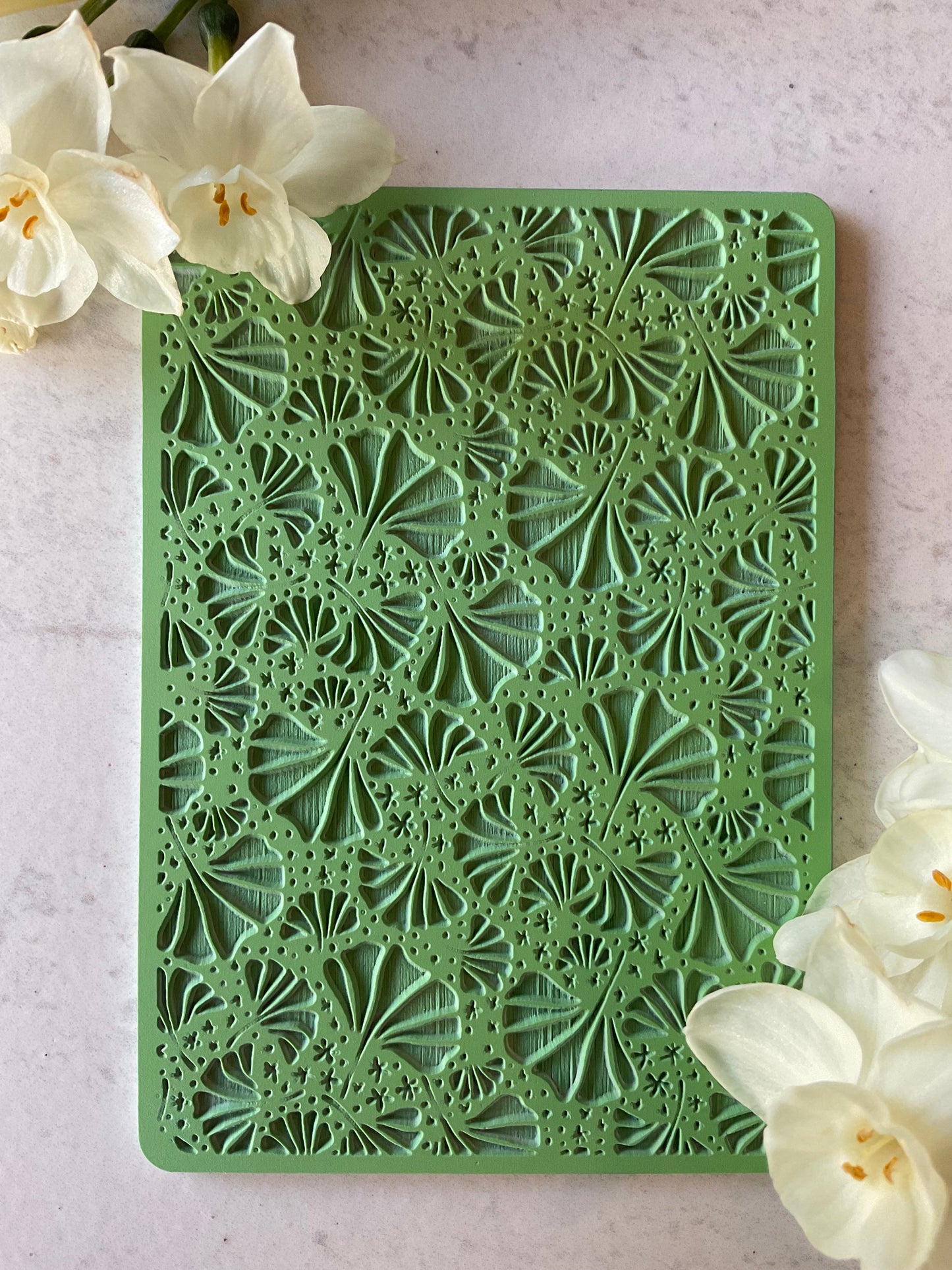 Ditsy Celestial Gingko Leaves Collab Texture Mat - Me Oh My Graphics x Coral Cockatoo 02