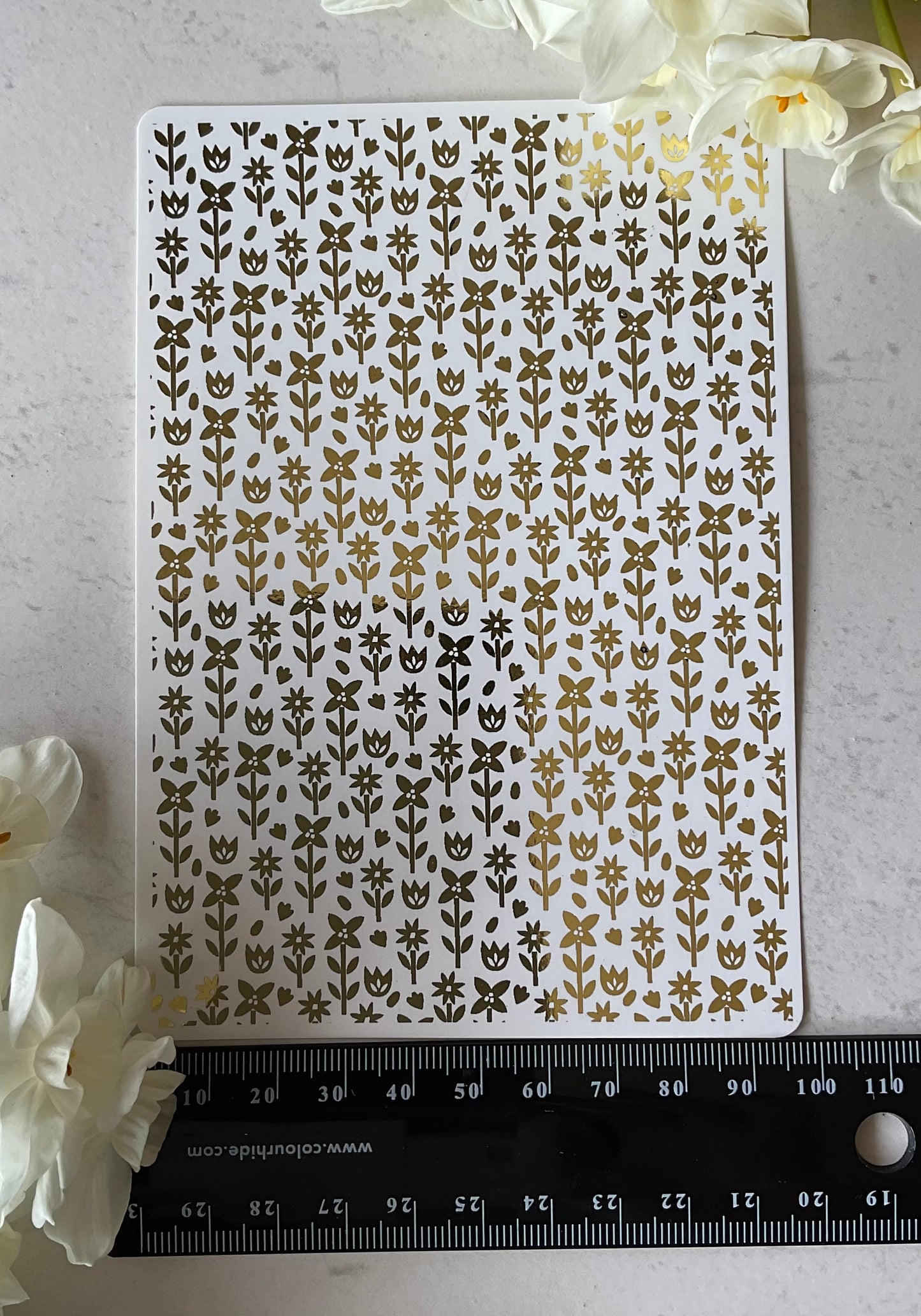 Folk Flowers Meadow Gold Foil 076