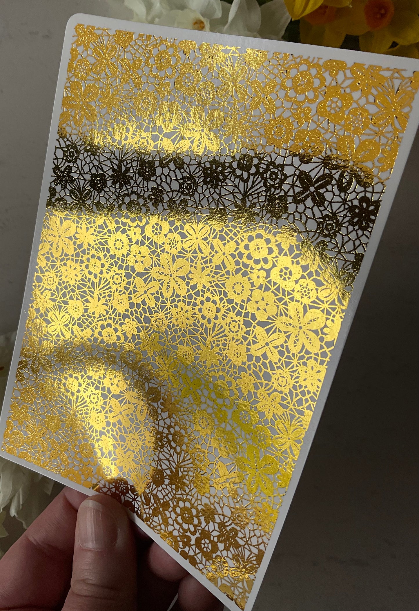 Contemporary Floral Lace Gold Foil 078