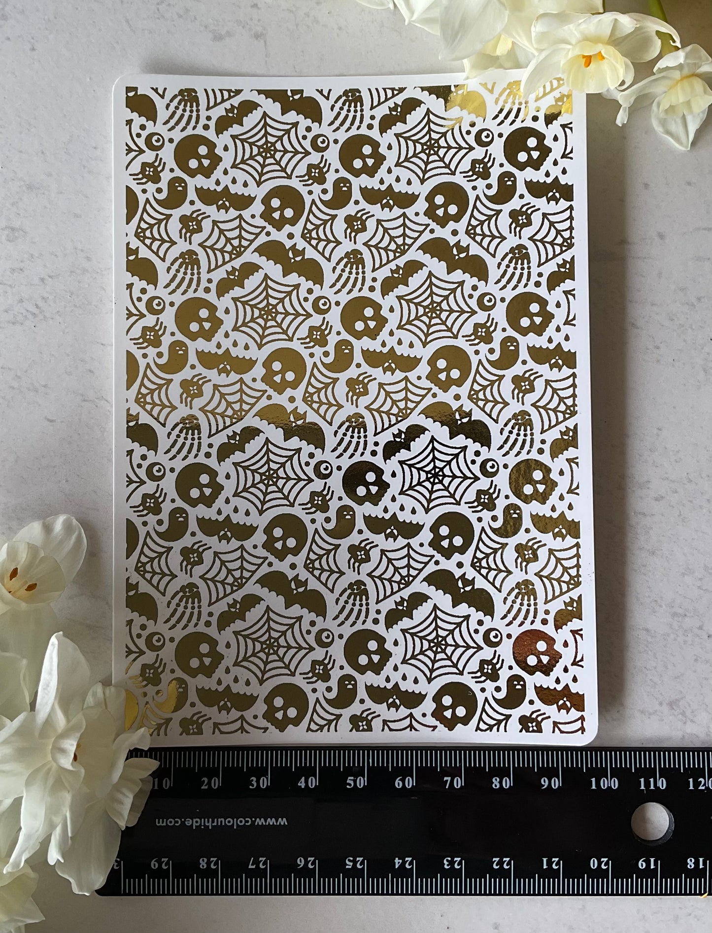 Creepy Halloween Spiders, Skulls & Spiderwebs Gold Foil 074