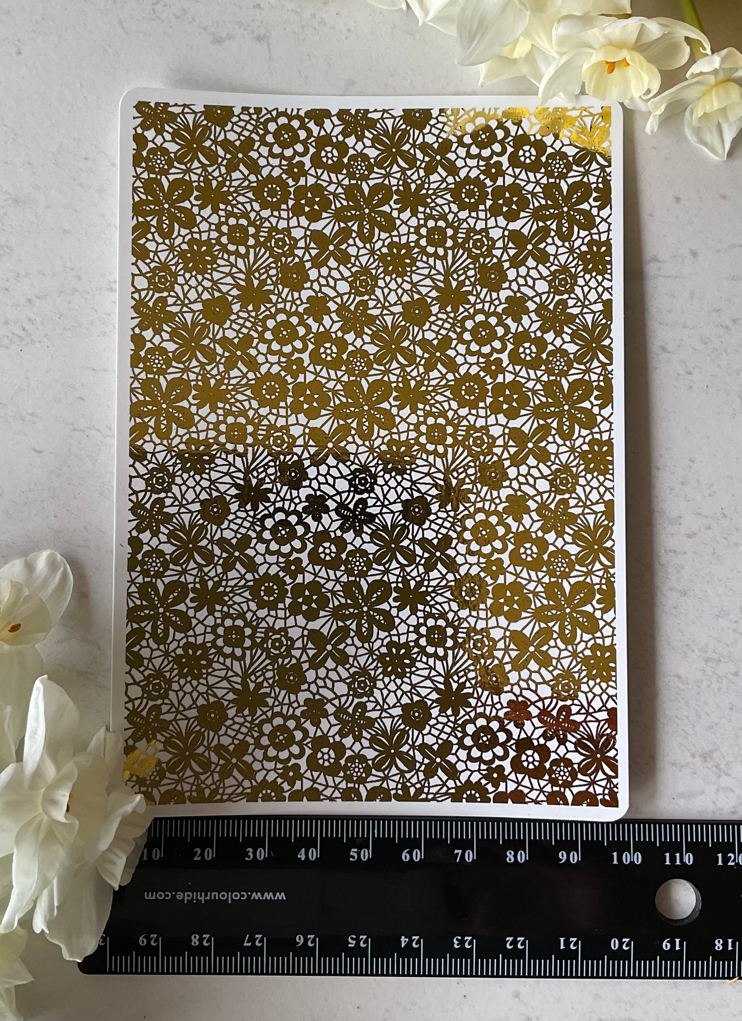 Contemporary Floral Lace Gold Foil 078