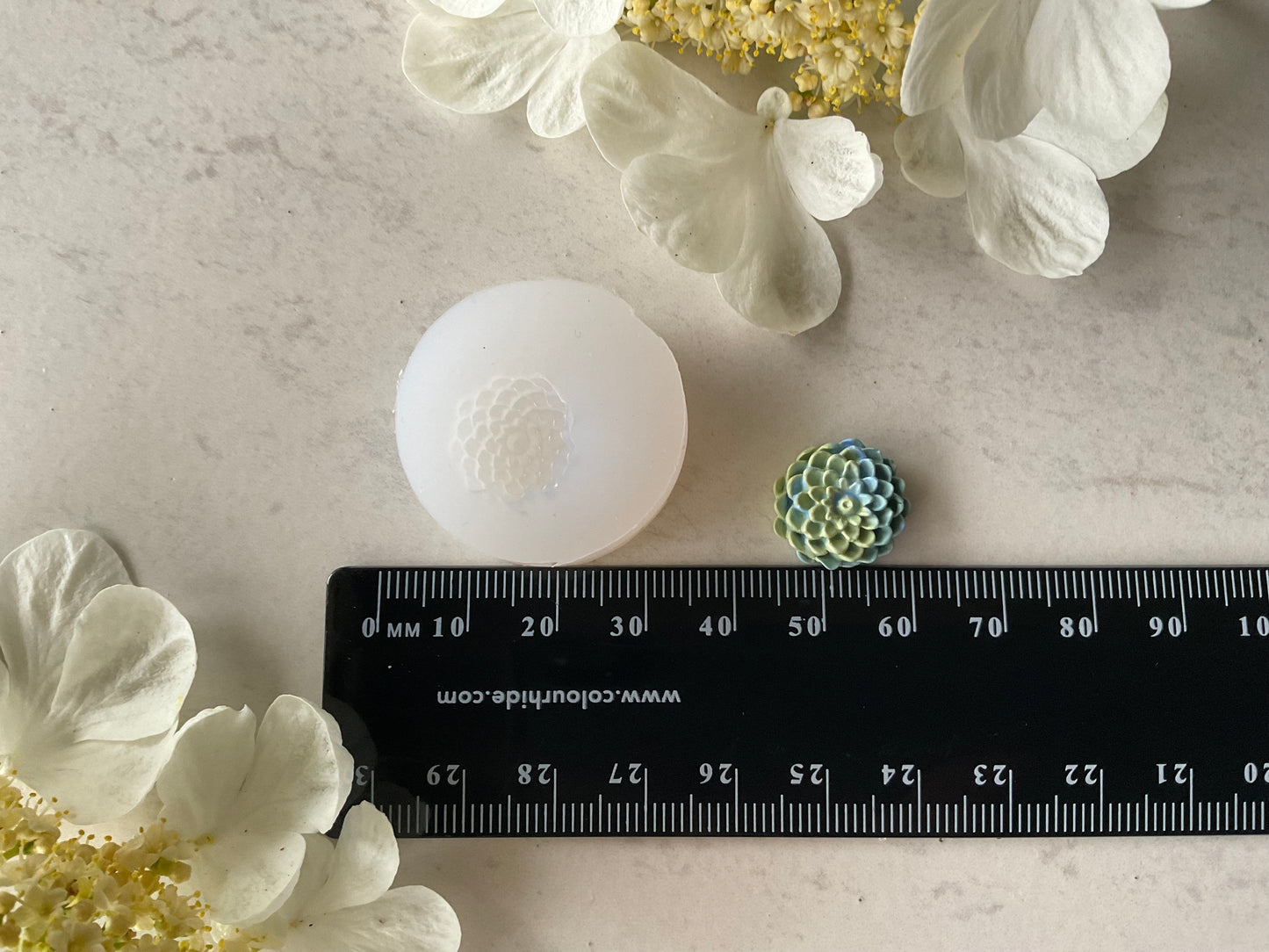 15 mm Small Chrysanthemum Flower Silicone Mold