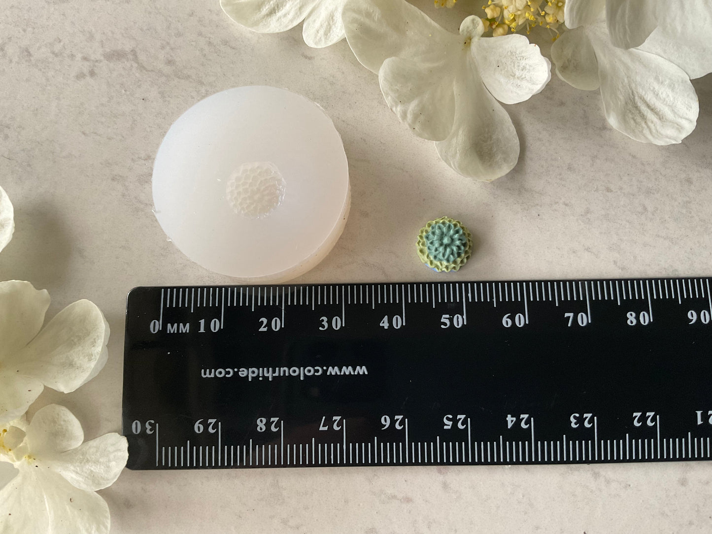 10 mm Miniature Chrysanthemum Flower Silicone Mold