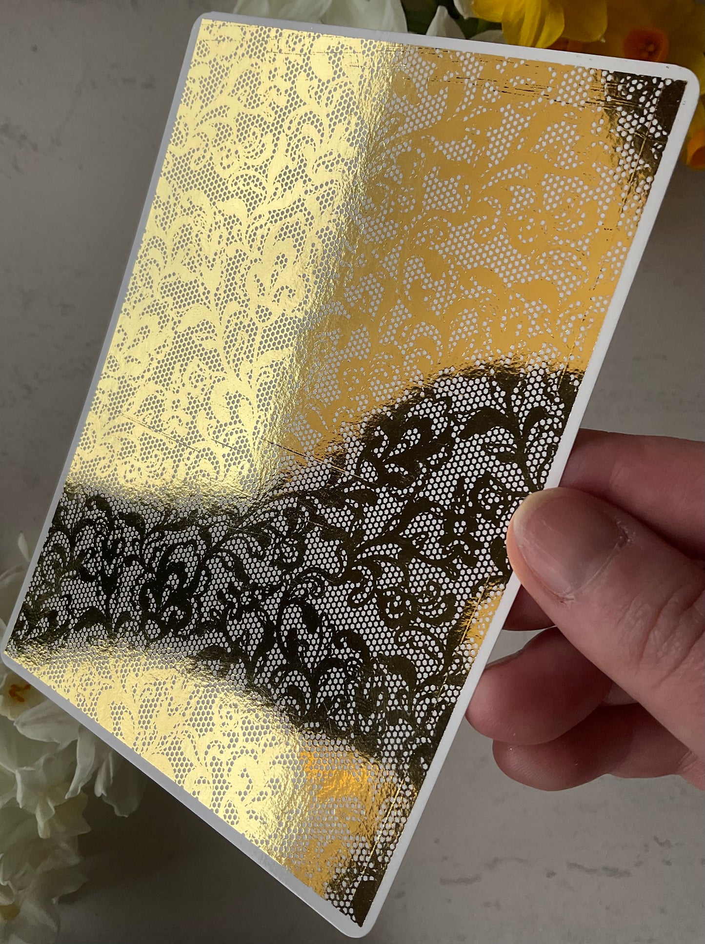 Grandmas Lace Flowers Gold Foil 077