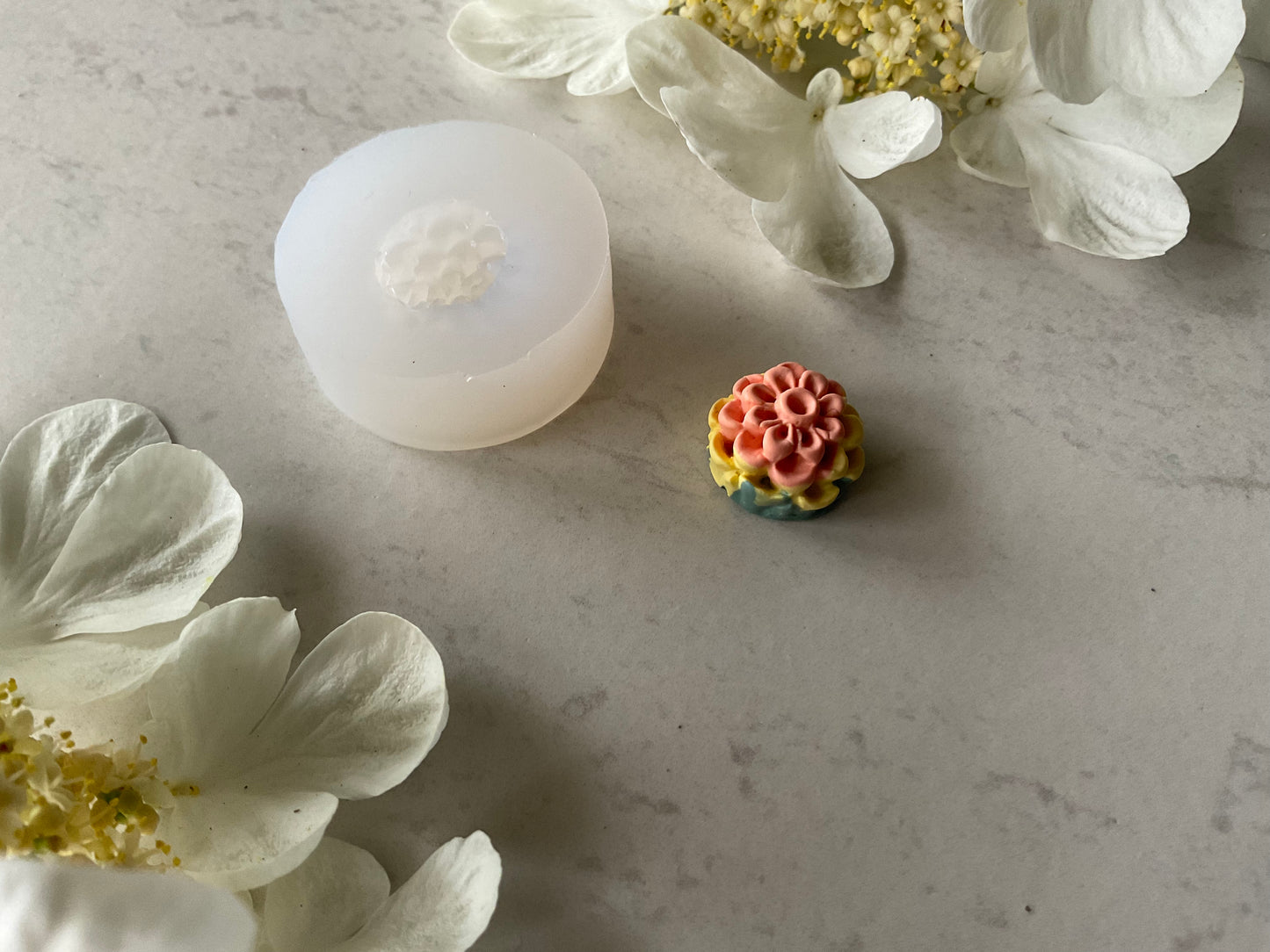 15 mm Small Dahlia Flower Silicone Mold