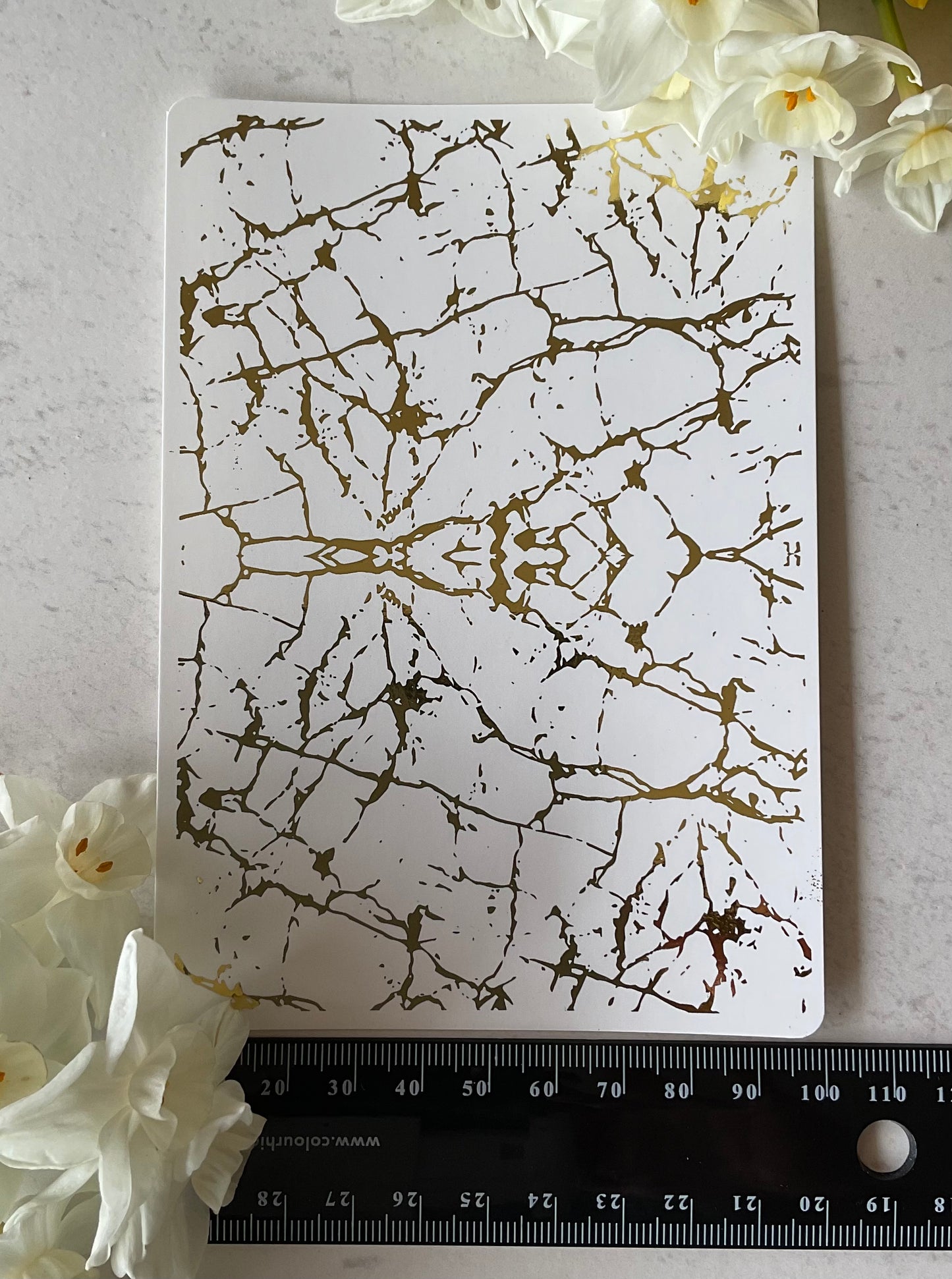 Intricate Marble Crackles Gold Foil Water Transfer 088