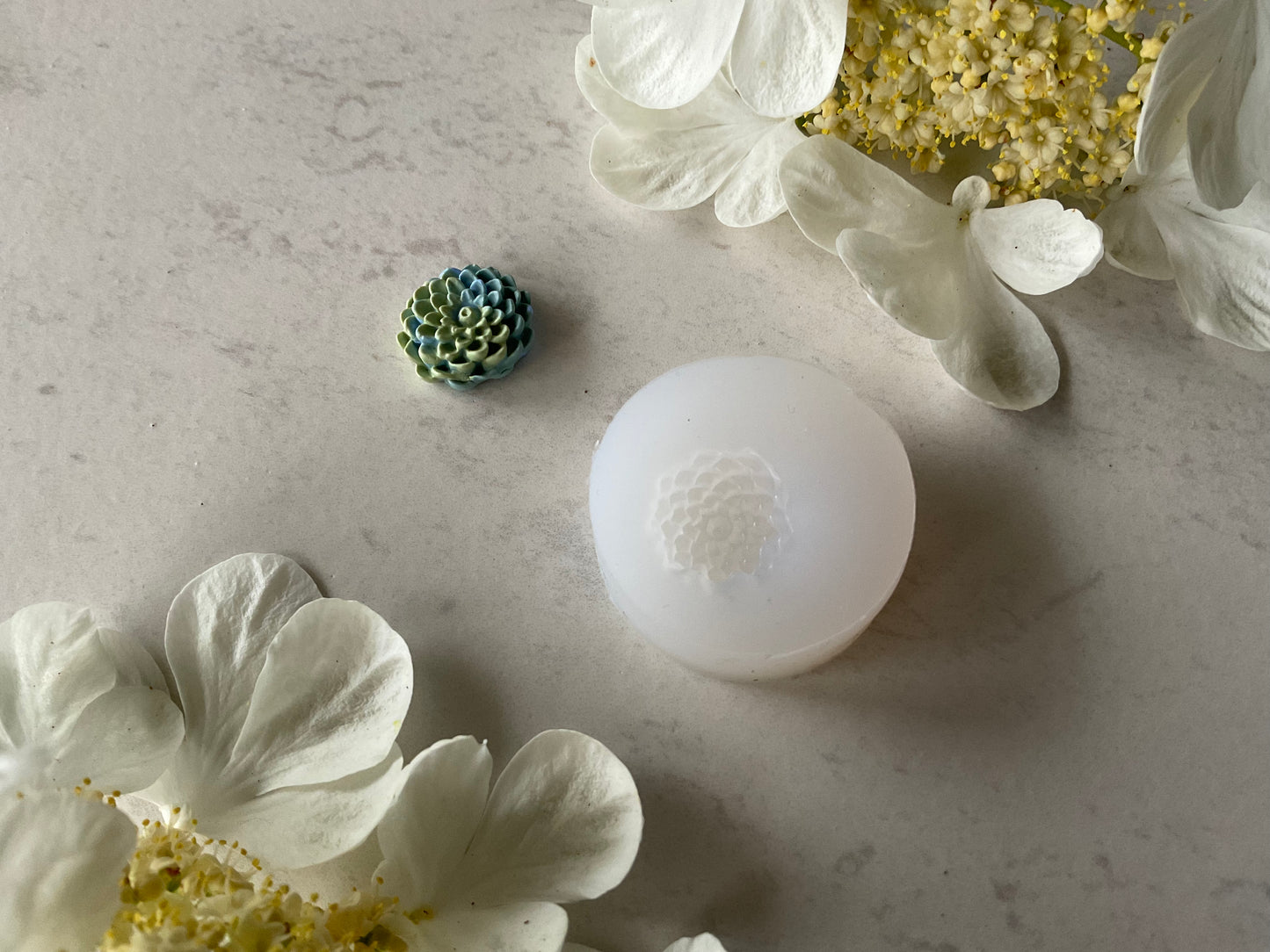 15 mm Small Chrysanthemum Flower Silicone Mold