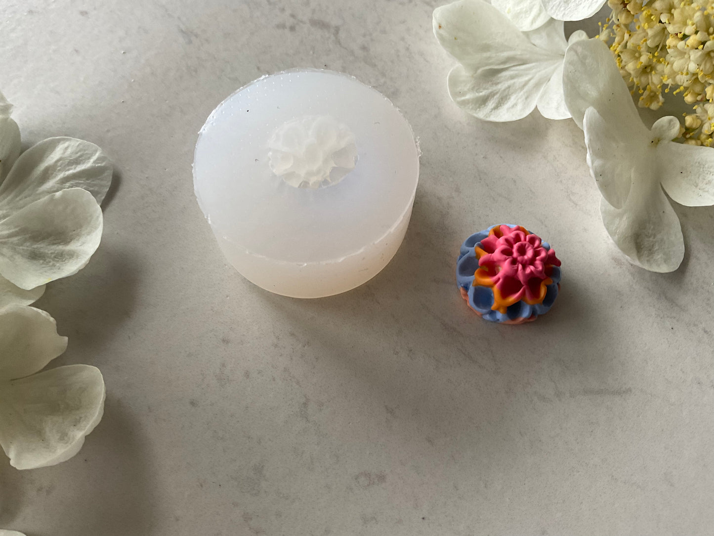 15 mm Pom Pom Dahlia Flower Silicone Mold