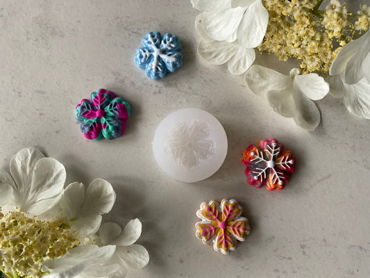 22 mm Snowflake Cookie Silicone Mold