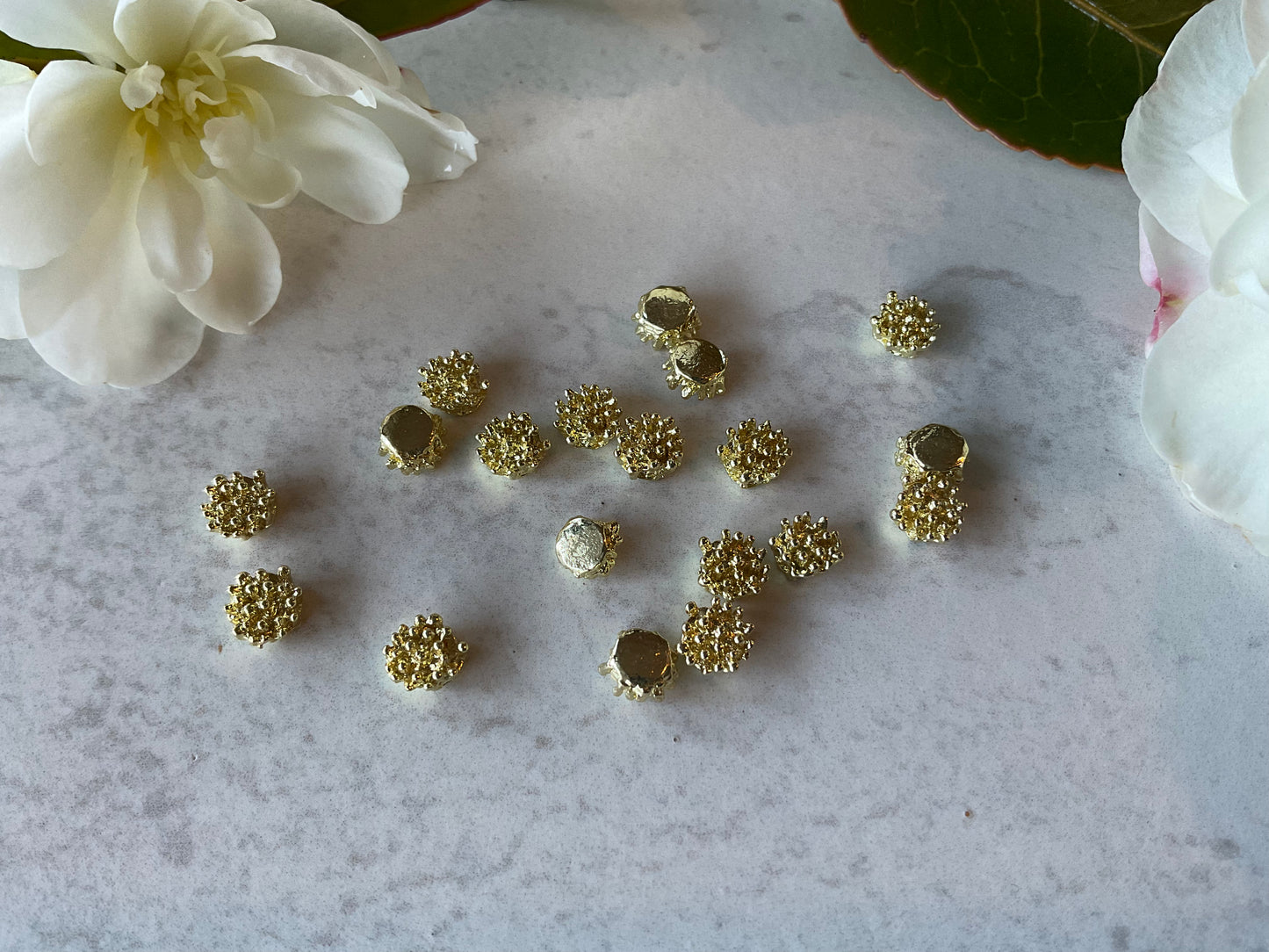 Gold Plated 6mm Flower Centre Stamens 20 Pieces