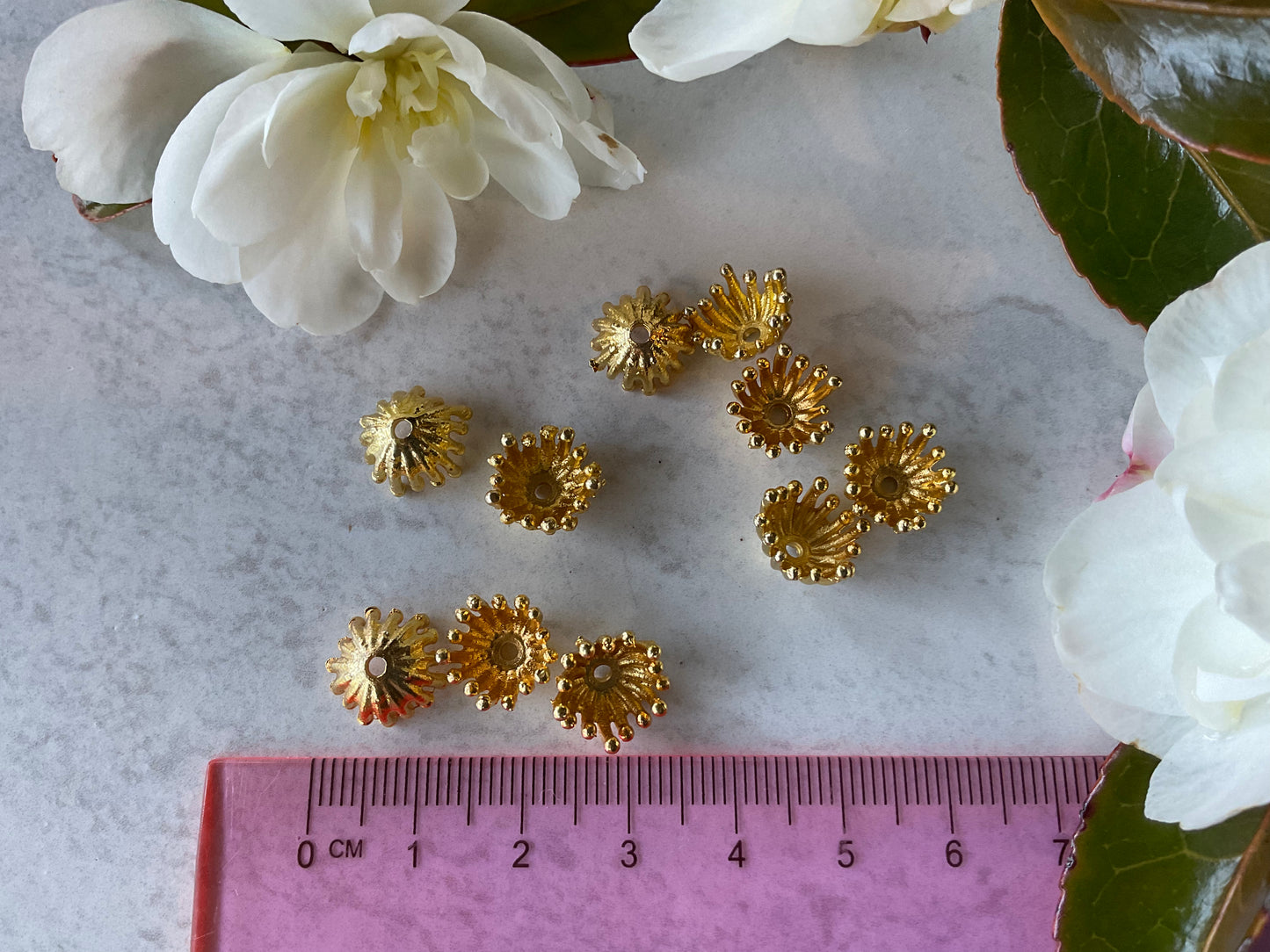 Gold Plated 11mm Large Flower Centre Stamens 10 Pieces