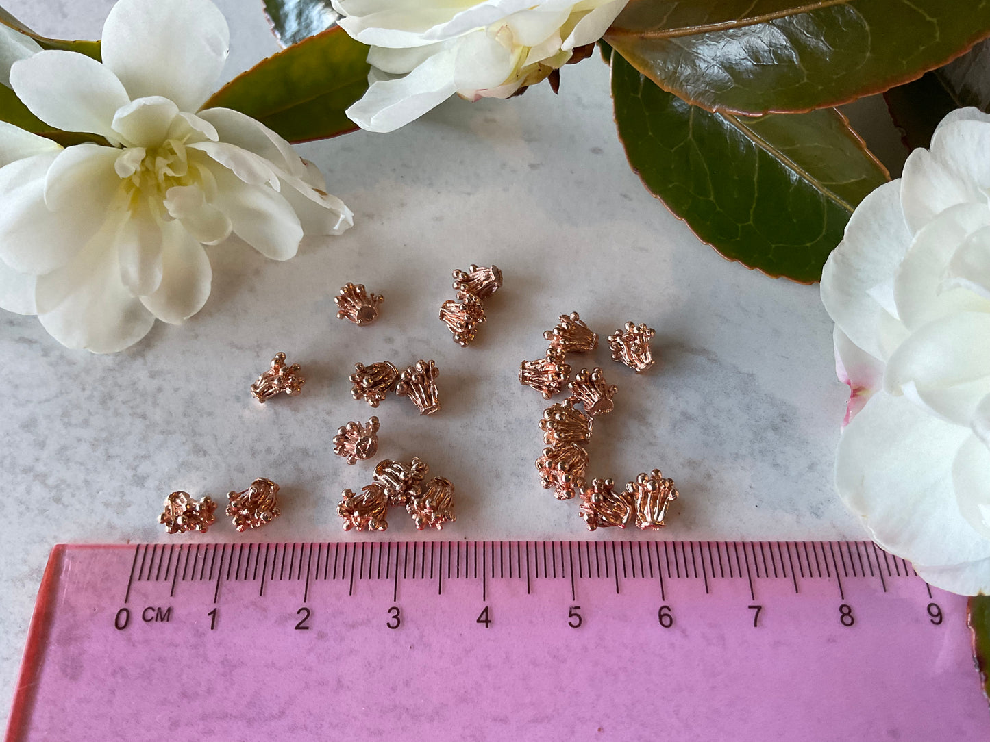 Rose Gold Plated 6.8mm Flower Centre Stamens 20 Pieces